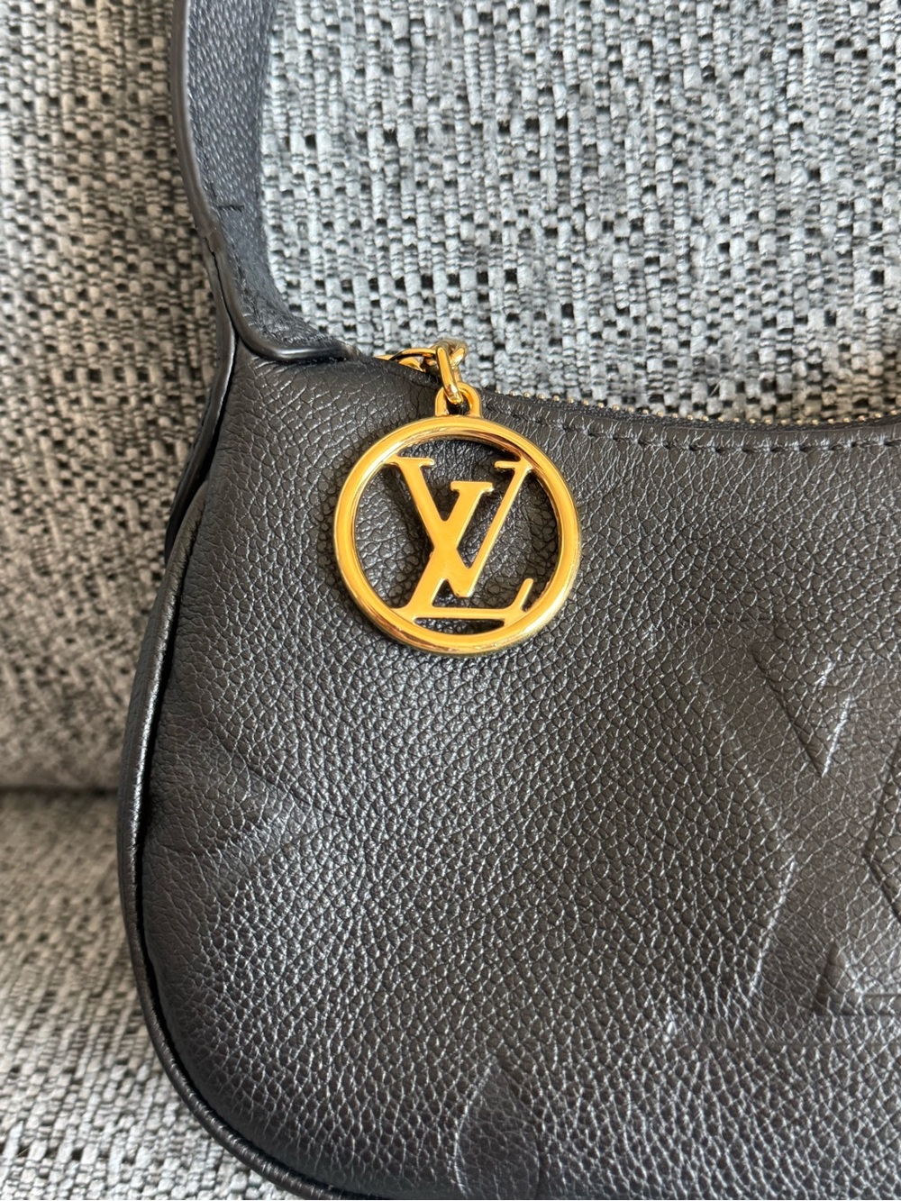 Louis Vuitton Moon shoulder empreinte mini - Picture 8 of 9